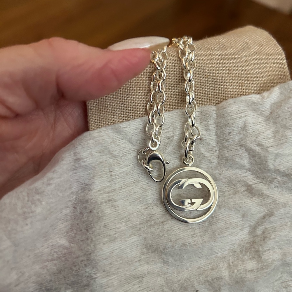 Gucci Silver Marmont Pendant Necklace - Picture 3 of 15